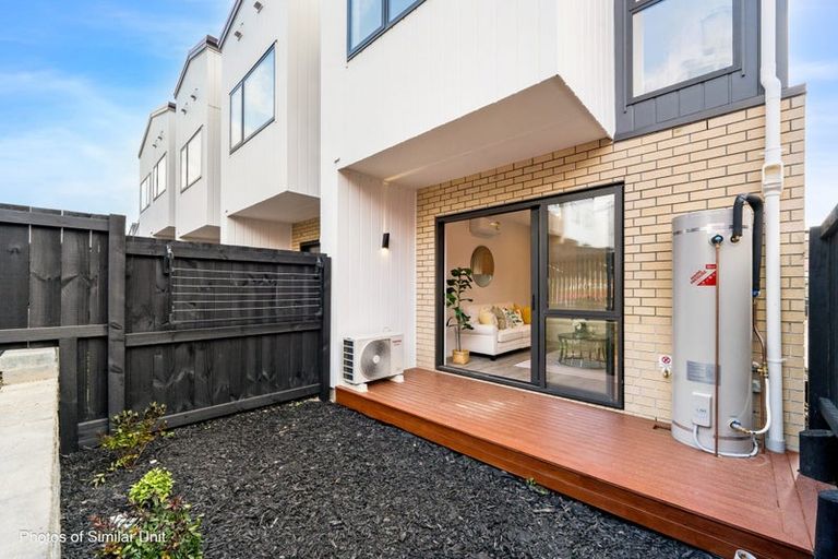 Photo of property in 18 Papatahi Lane, Flat Bush, Auckland, 2019