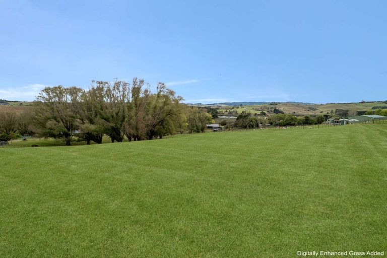 Photo of property in 65 Jumna Road, Maungaturoto, 0587