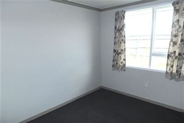 Photo of property in 2/332 Hills Road, Mairehau, Christchurch, 8013