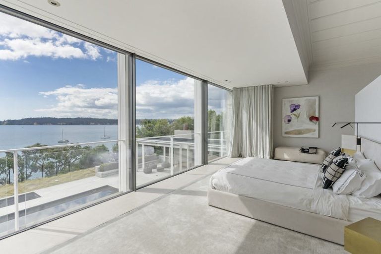 Photo of property in 27 Marine Parade, Herne Bay, Auckland, 1011