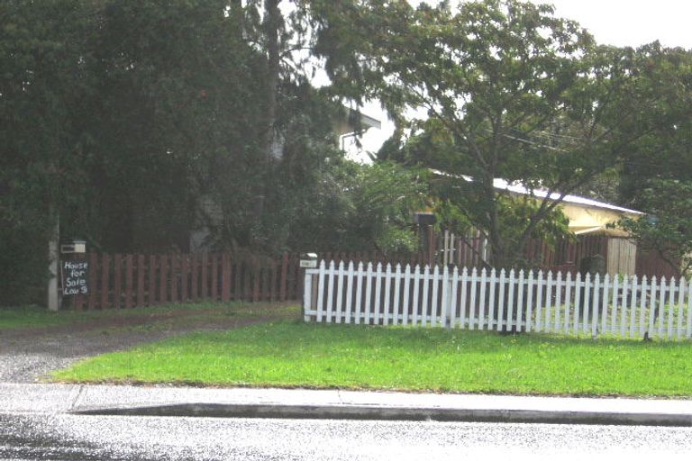 Photo of property in 118 Universal Drive, Henderson, Auckland, 0610