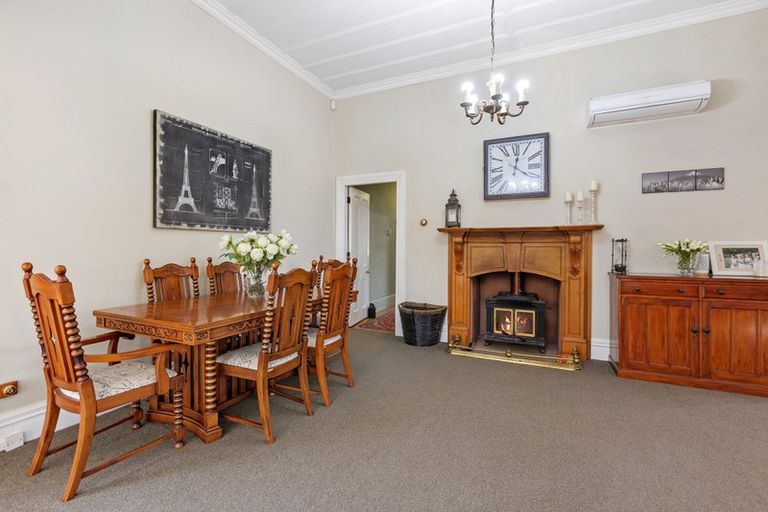 Photo of property in 30 Humphries Street, Inglewood, 4330