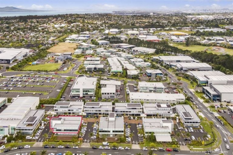 Photo of property in 5 Orbit Place, Flat Bush, Auckland, 2019