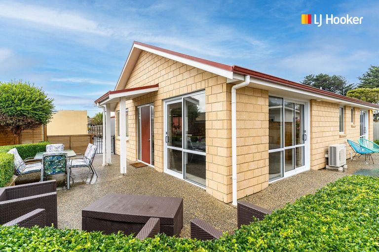 Photo of property in 12a Kennedy Street, Saint Clair, Dunedin, 9012