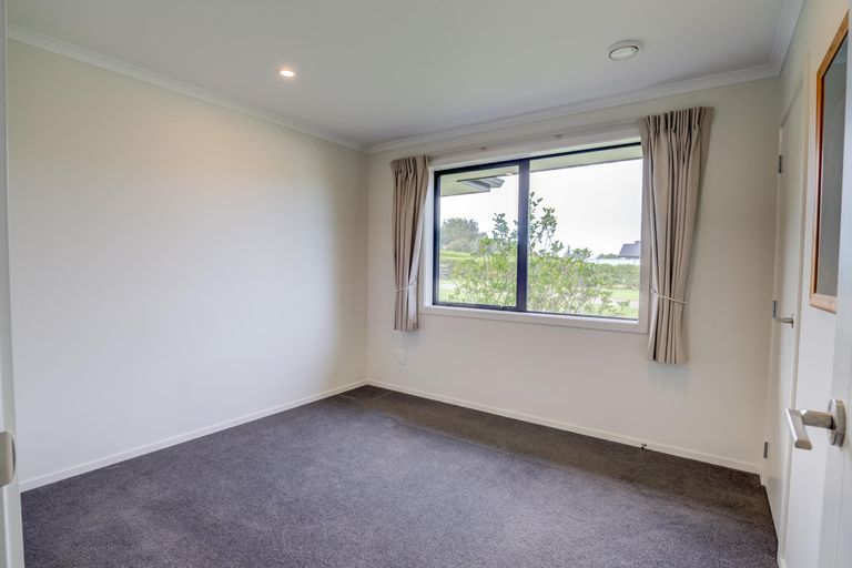 Photo of property in 2121 Kakaramea Road, Ngahinapouri, Hamilton, 3290