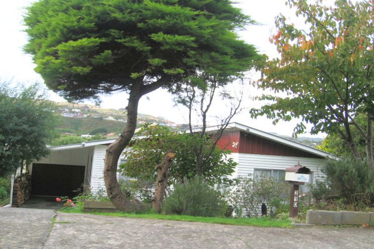 Photo of property in 290 Main Road, Tawa, Wellington, 5028