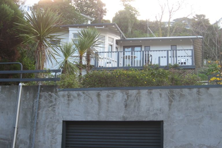 Photo of property in 26 Coote Road, Bluff Hill, Napier, 4110