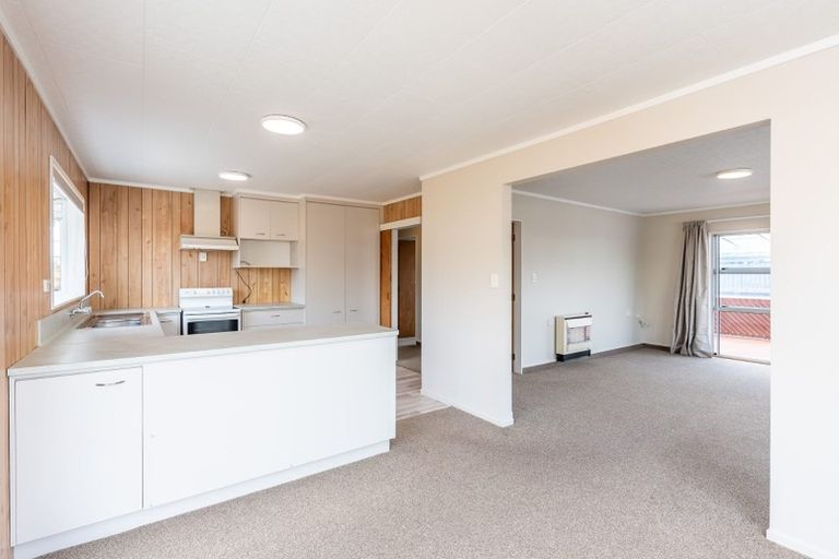 Photo of property in 50c Winchester Street, Levin, 5510