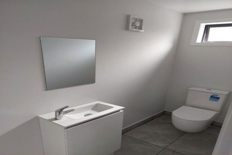 Photo of property in 20 Paewai Road, Glen Eden, Auckland, 0602