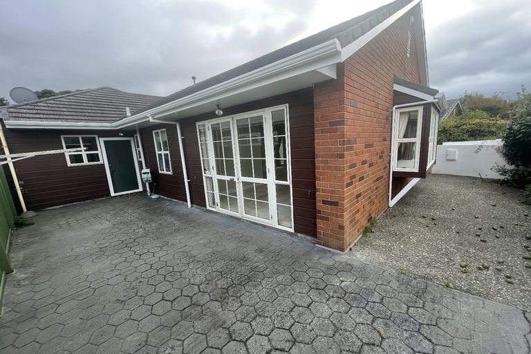 Photo of property in 2/26 Myrtle Street, Hutt Central, Lower Hutt, 5010