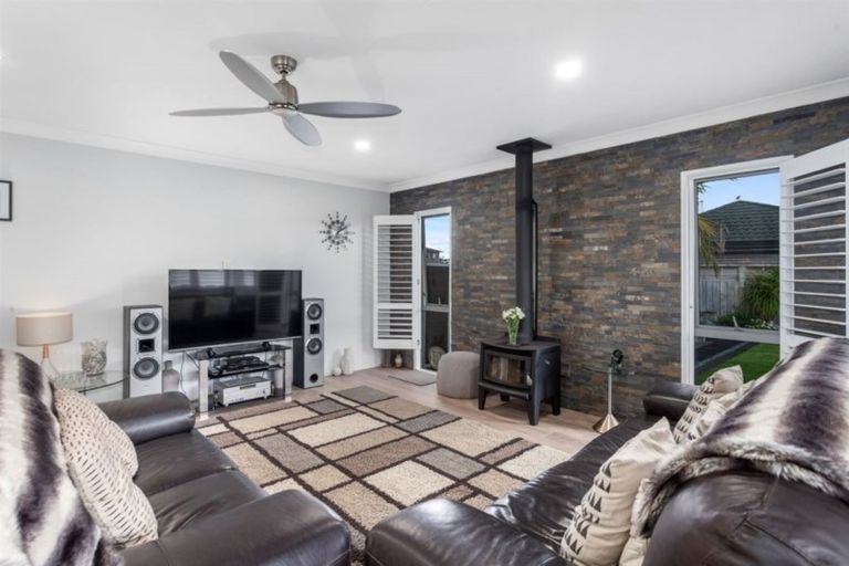 Photo of property in 3 Marchignal Street, Coastlands, Whakatane, 3120