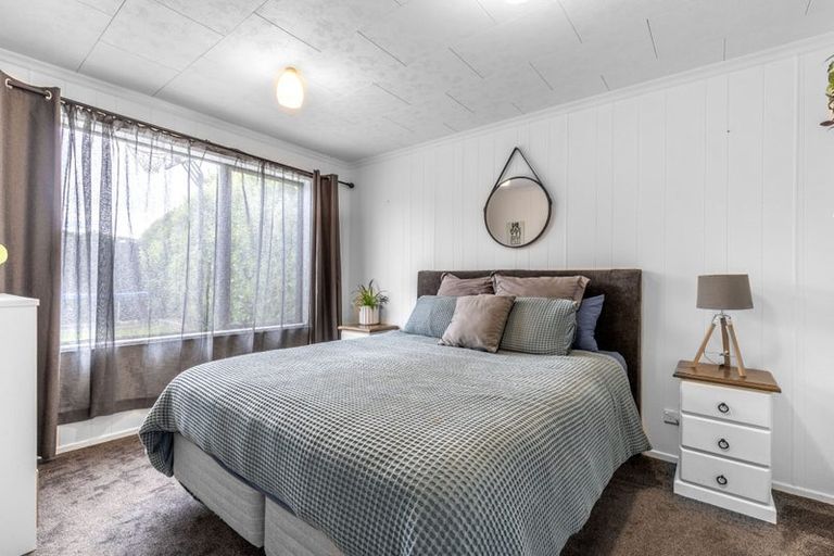 Photo of property in 16 Kildare Place, Waikiwi, Invercargill, 9810