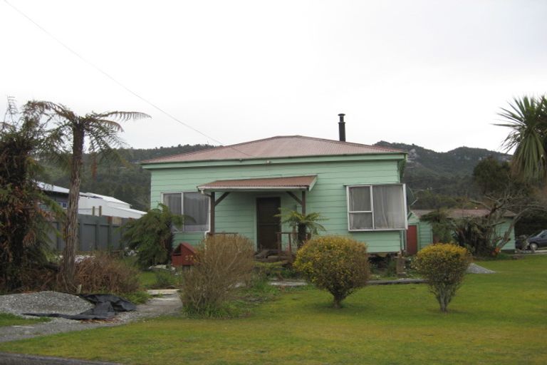 Photo of property in 57 Ranfurly Street, Runanga, 7803