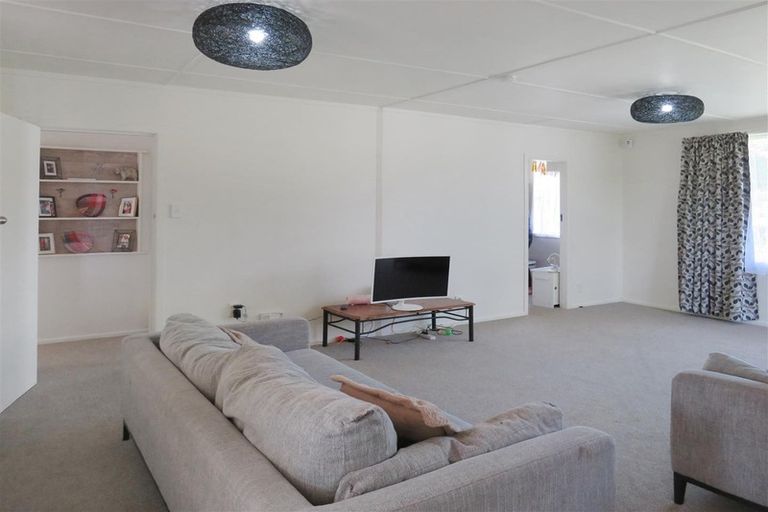 Photo of property in 40 Thomas Crescent, Western Heights, Rotorua, 3015