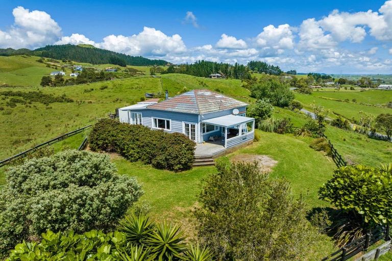 Photo of property in 3050 Kaipara Coast Highway, Glorit, Warkworth, 0984