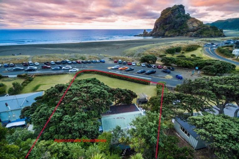 Photo of property in 64 Beach Valley Road, Piha, 0772