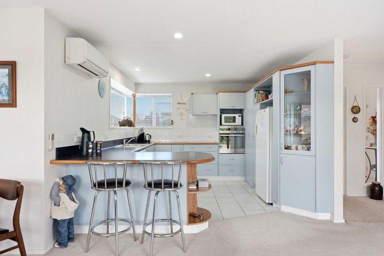Photo of property in 8 Carmana Gardens, Rangiora, 7400