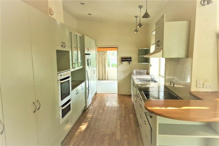 Photo of property in 9 Rangitira Avenue, Takapuna, Auckland, 0622