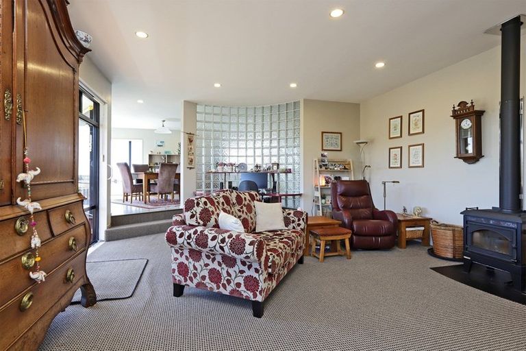 Photo of property in 49 Churchill Drive, Taradale, Napier, 4112