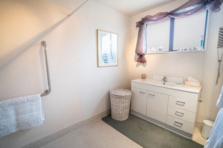 Photo of property in 15a Kenmare Street, Alexandra, 9320