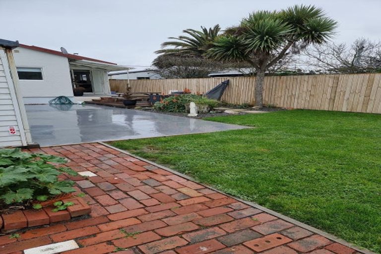 Photo of property in 135 Oram Avenue, New Brighton, Christchurch, 8061