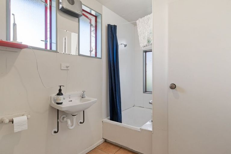 Photo of property in 3 Meadowstone Drive, Wanaka, 9305