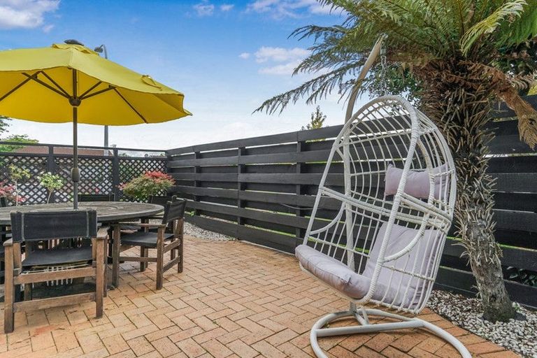 Photo of property in 32 Chedworth Avenue, Chedworth, Hamilton, 3210