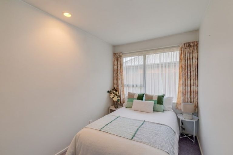 Photo of property in 69 Lowry Avenue, Redwood, Christchurch, 8051