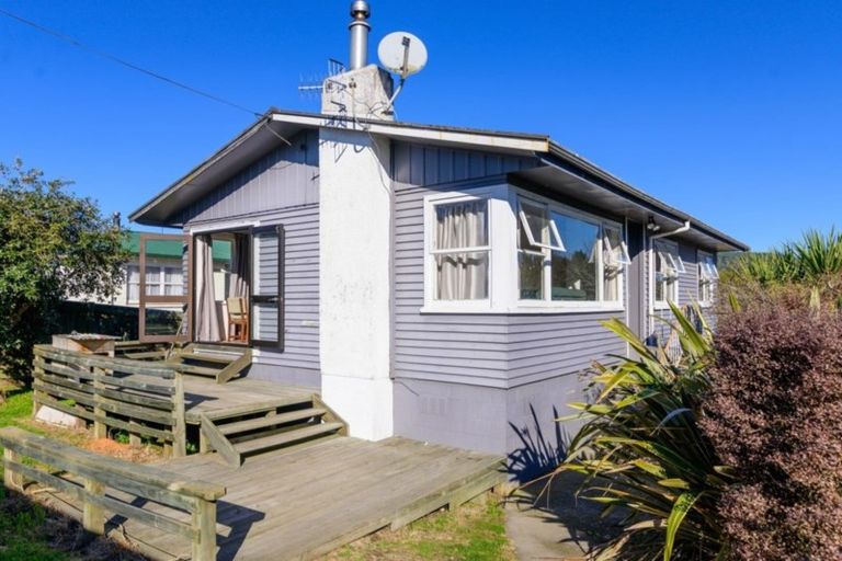 Photo of property in 17 Scott Avenue, Owhata, Rotorua, 3010