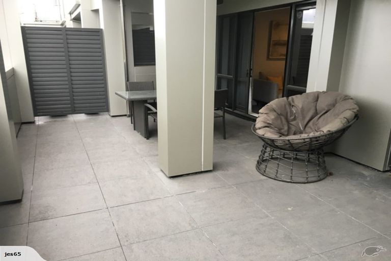 Photo of property in Paramount Apartments, 11/281 Maunganui Road, Mount Maunganui, 3116