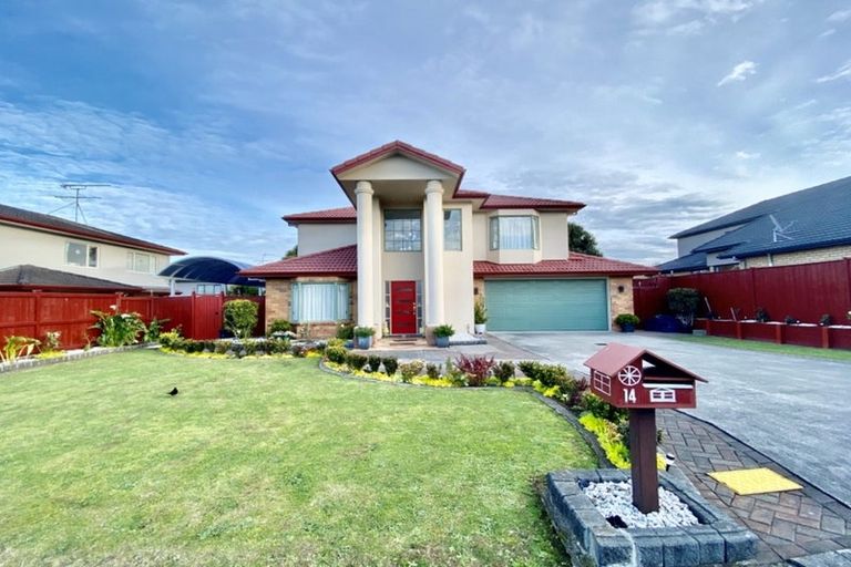 Photo of property in 14 Franshell Crescent, East Tamaki, Auckland, 2013