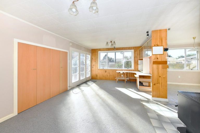Photo of property in 31 Appleby Crescent, Burnside, Christchurch, 8053