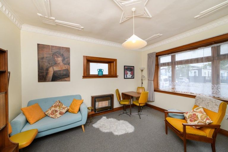 Photo of property in 35 Stewart Crescent, Hokowhitu, Palmerston North, 4410