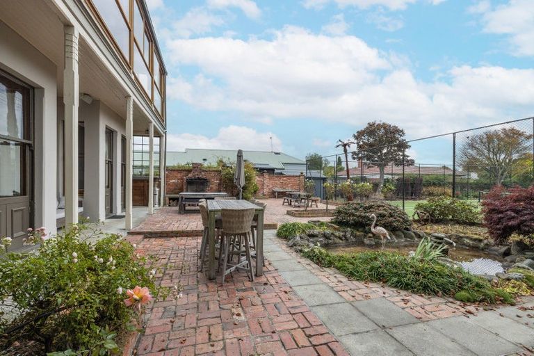 Photo of property in 335 Church Street, West End, Timaru, 7910