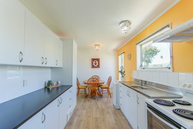 Photo of property in 21a Pohutukawa Drive, Owhata, Rotorua, 3010