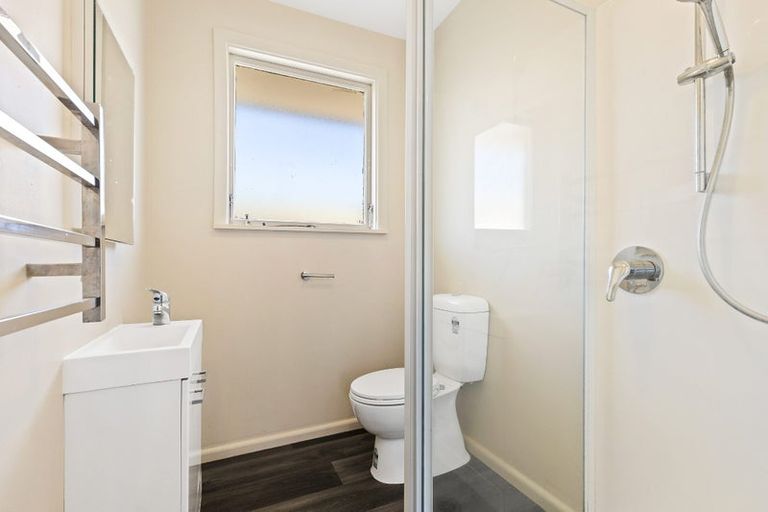 Photo of property in 2/60 Avalon Street, Richmond, Christchurch, 8013