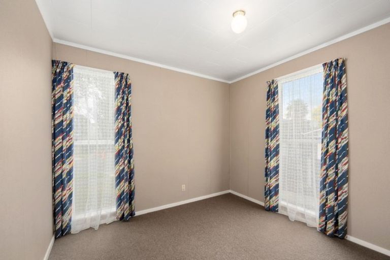 Photo of property in 3 Tacoma Drive, Totara Park, Upper Hutt, 5018