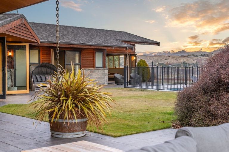 Photo of property in 126 Pearson Road, Cromwell, 9384