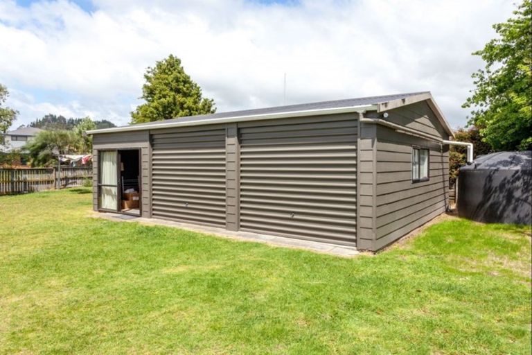 Photo of property in 29 Oyster Drive, Cooks Beach, Whitianga, 3591