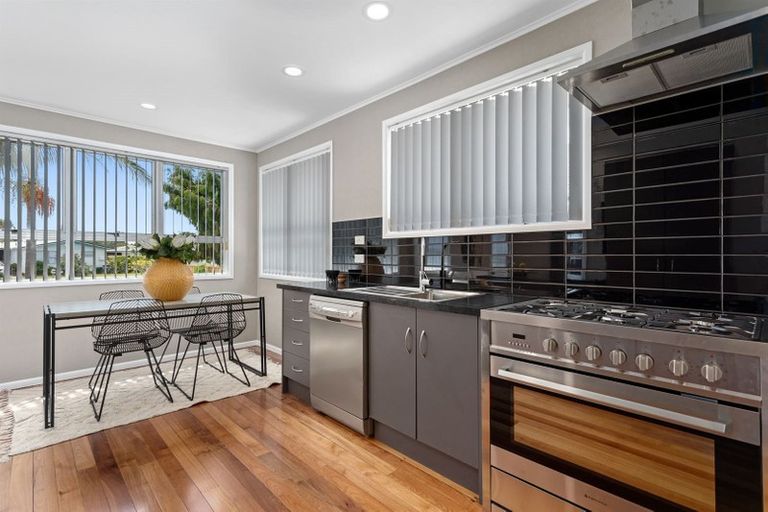 Photo of property in 13 Natana Place, Whakatane, 3120