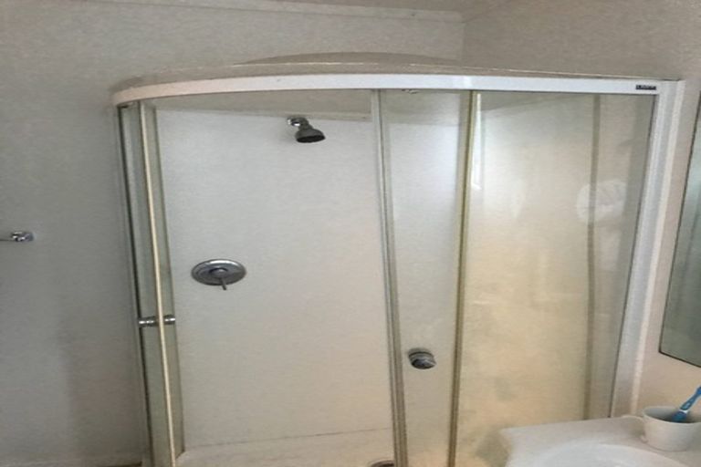 Photo of property in 10 Queens Drive, Kilbirnie, Wellington, 6022