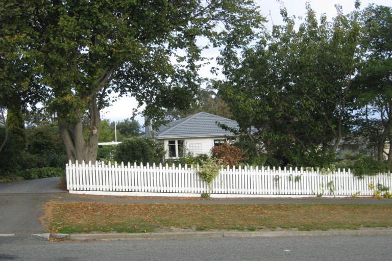 Photo of property in 17 Stuart Street, Holmes Hill, Oamaru, 9401