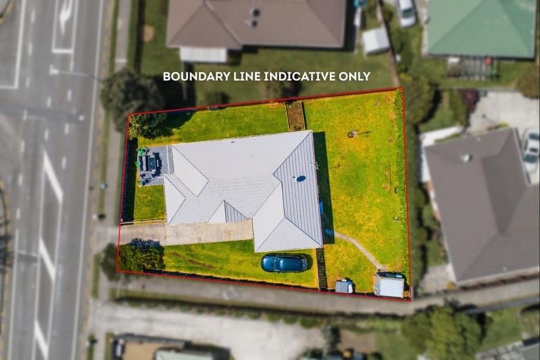 Photo of property in 50 Arawhata Road, Paraparaumu, 5032