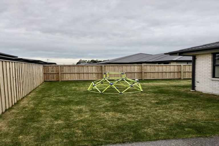 Photo of property in 6 Willetts Way, Rolleston, 7615
