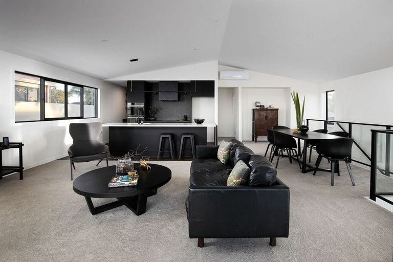 Photo of property in 992a Papamoa Beach Road, Papamoa Beach, 3118