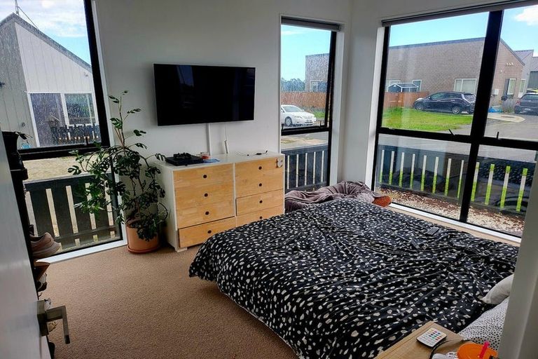 Photo of property in 1 Herekino Street, Westgate, Auckland, 0814