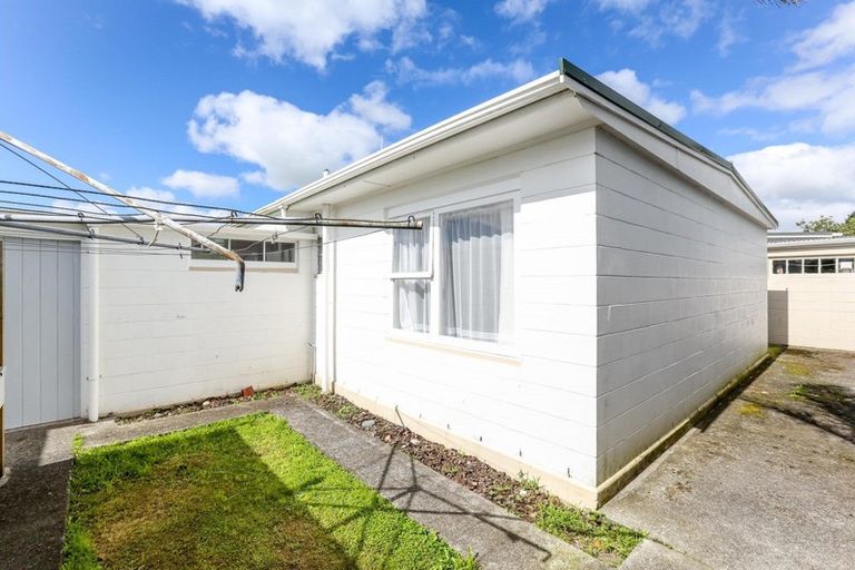 Photo of property in 33/4 Maire Street, Inglewood, 4330