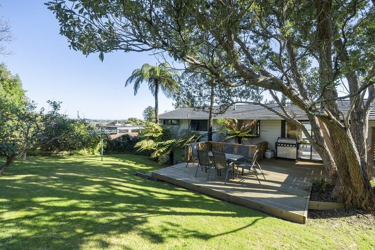 Photo of property in 73 Huia Street, Waikanae, 5036