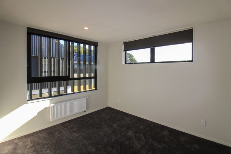 Photo of property in 25/6 Bushland Grove, Paparangi, Wellington, 6037