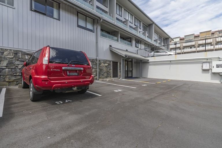 Photo of property in 9a/30 Westward Ho, Glen Eden, Auckland, 0602